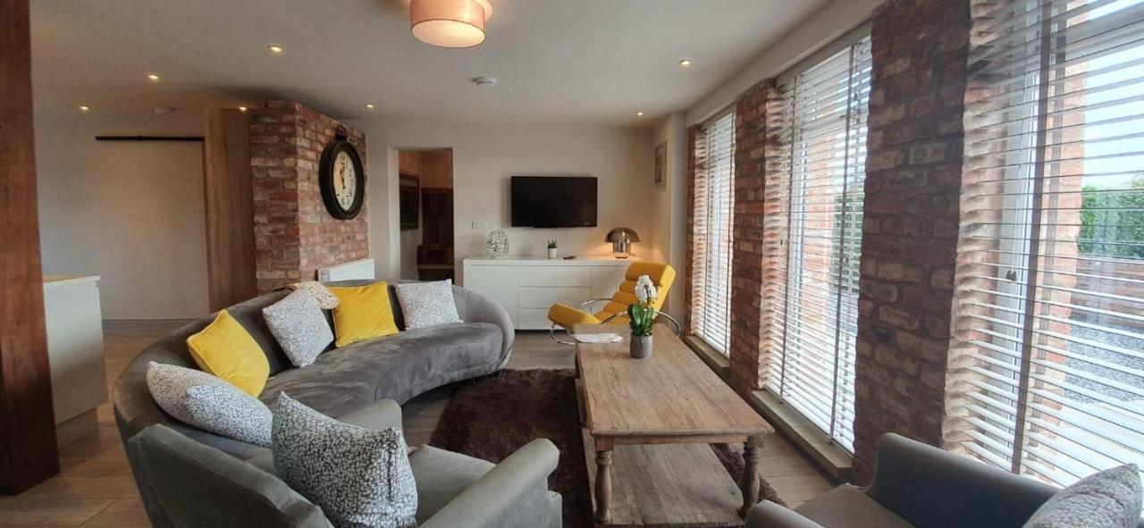 Y Bwythyn Villa Holywell  Bagian luar foto